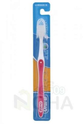 ORAL -B MEDIUM 1.2.3 فرشاه بغطاء