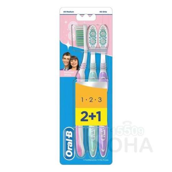ORAL B DELICATE MEDIUM 2+1 FREE فرشاة