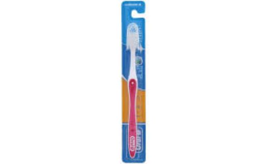 Oral B Classic Toothbrush  Medium