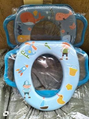 BABY POTTY SEAT   قاعدة تواليت مبطنه بيد
