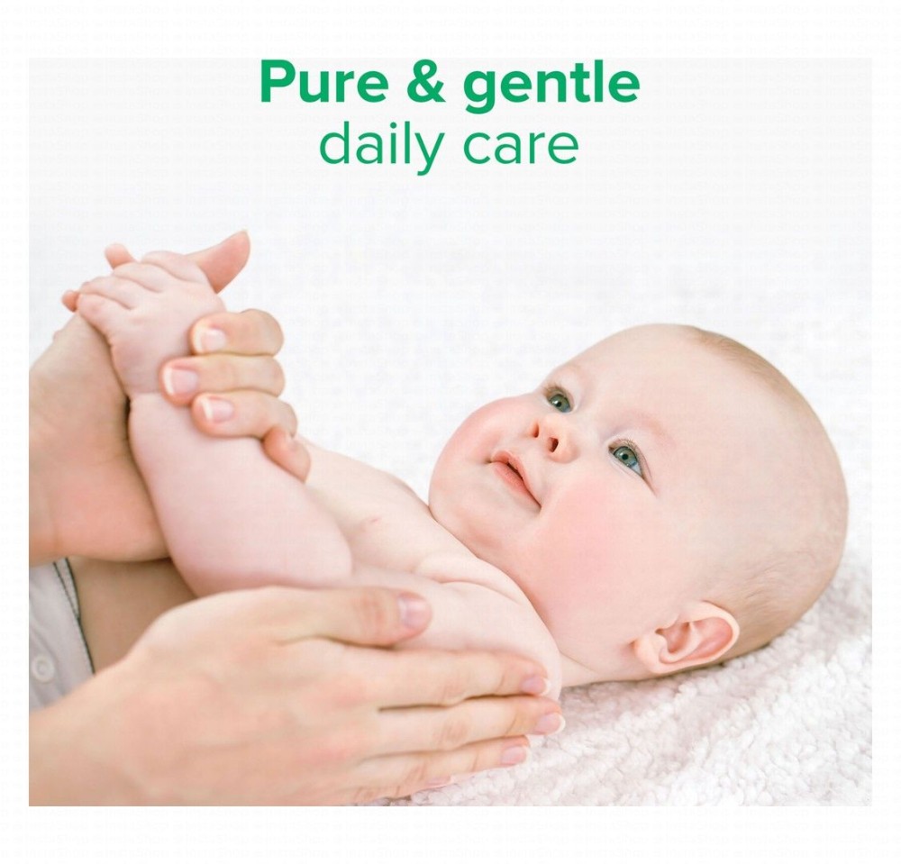 Johnson's Baby Oil with Aloe Vera - parabens free, dyes free
