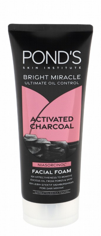 Pond's Bright Miracle Oil Control Facial Foam with Activated Charcoal & Niasorcinol